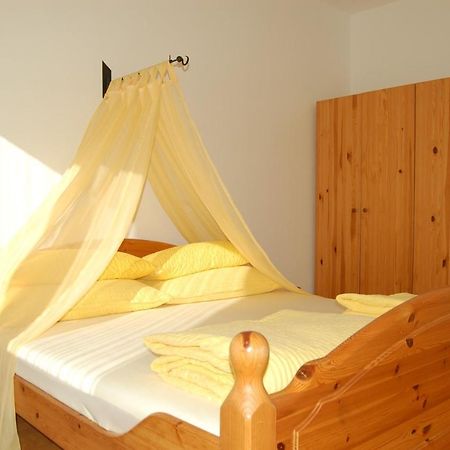 Ferienwohnung Maks Und Kris Sankt Andrä bei Frauenkirchen Extérieur photo